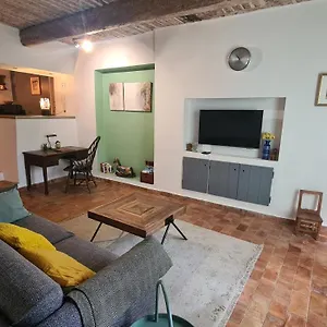 cocon-du-papillon-a-lourmarin.fr-provencehotel.com/